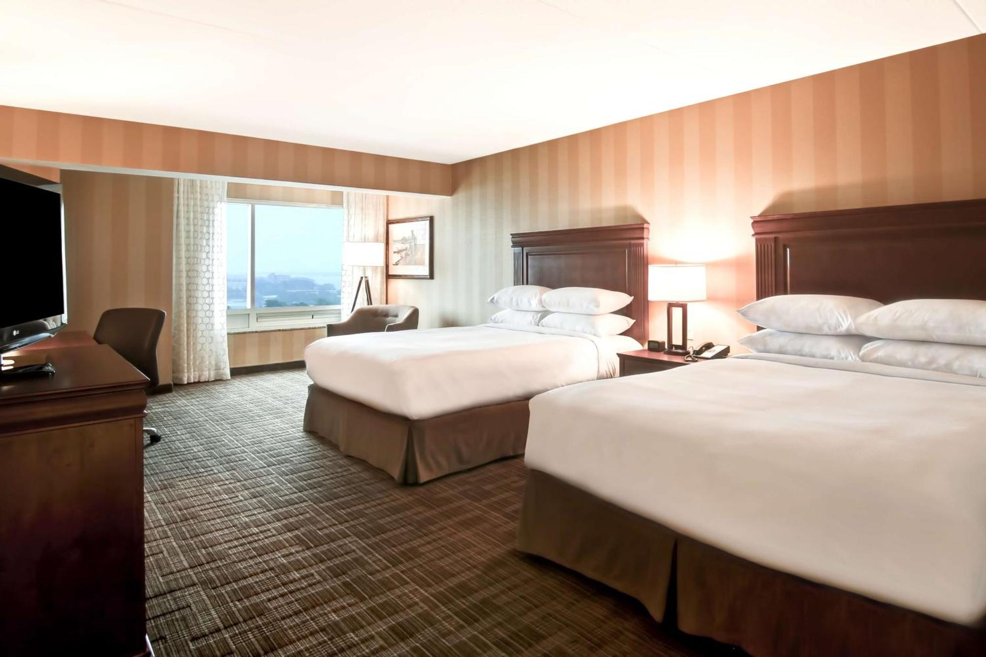 Doubletree Fallsview Resort & Spa By Hilton - Niagara Şelalesi Dış mekan fotoğraf